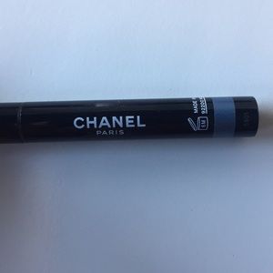 Chanel stylo eyeshadow in blue bay